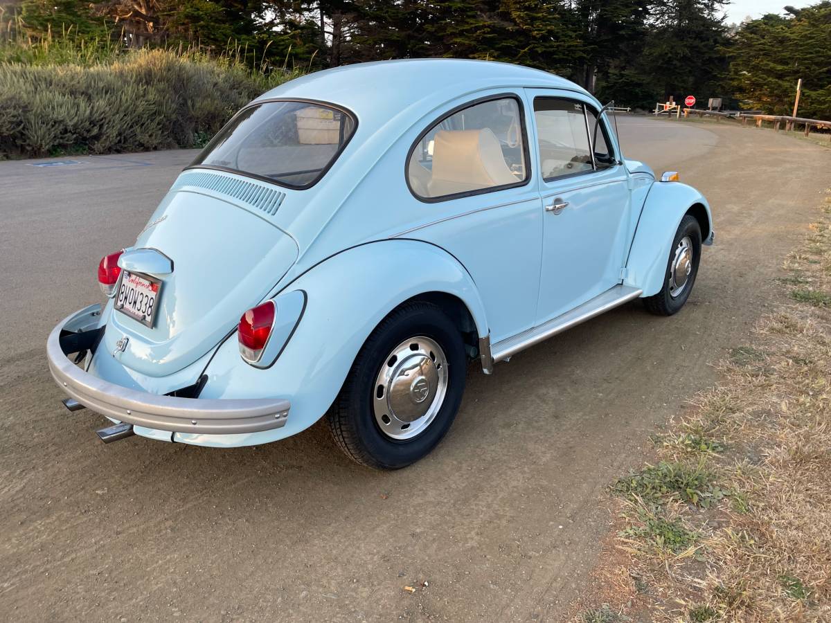 Volkswagen-beetle-1969-blue-1