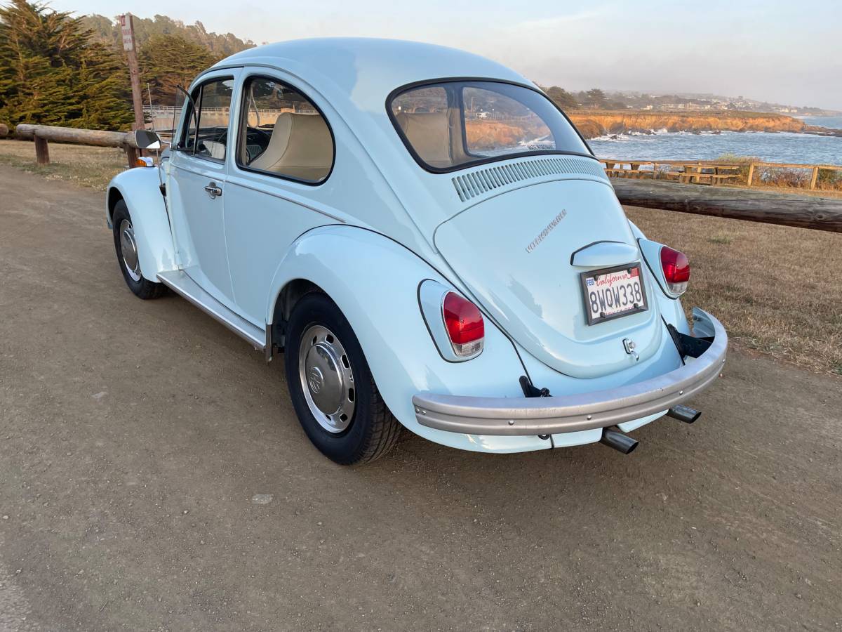 Volkswagen-beetle-1969-blue-9