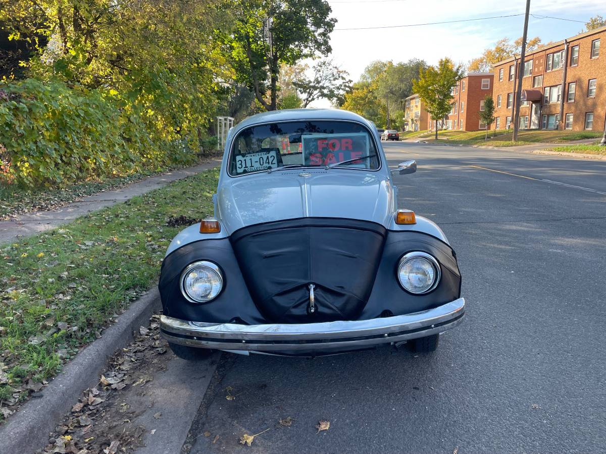Volkswagen-beetle-1970-blue-1