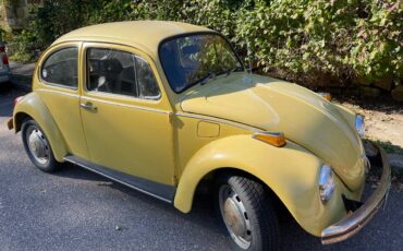 Volkswagen-beetle-1972-yellow