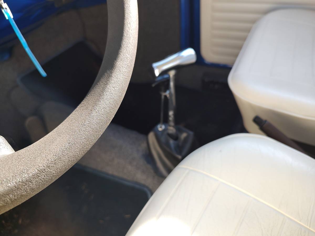 Volkswagen-beetle-1974-18