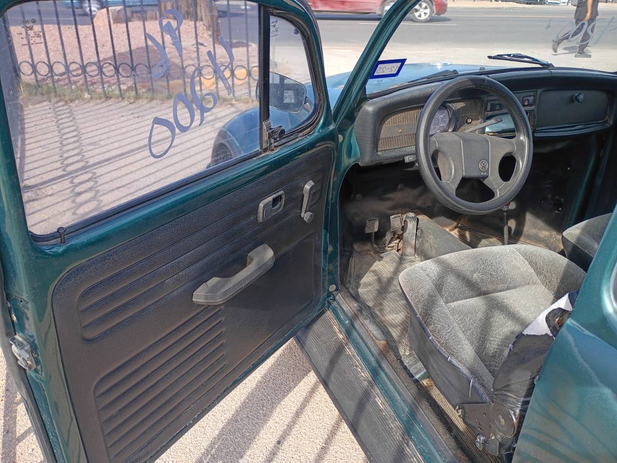Volkswagen-beetle-1996-green-2