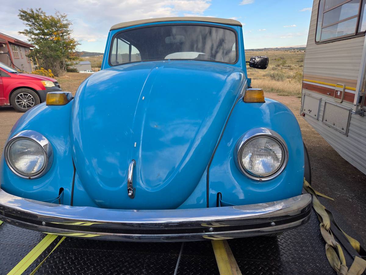 Volkswagen-beetle-convertible-1969-blue-8