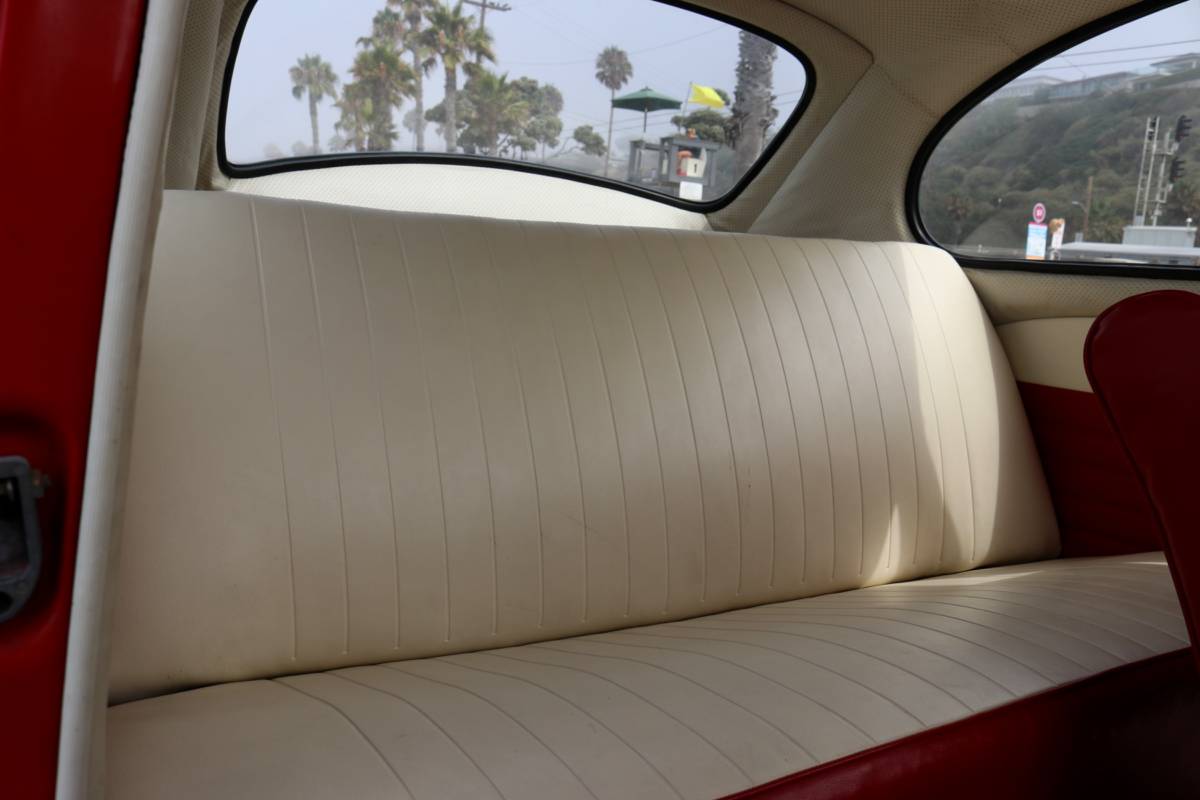 Volkswagen-bug-1965-red-16