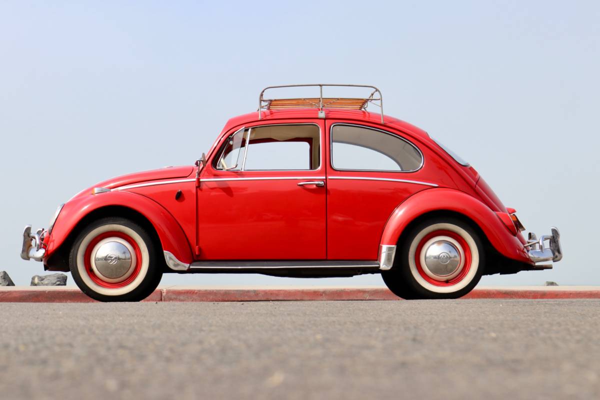 Volkswagen-bug-1965-red