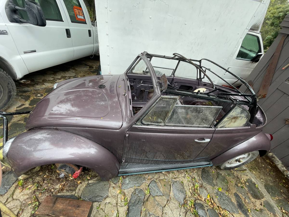 Volkswagen-bug-1969-black-1