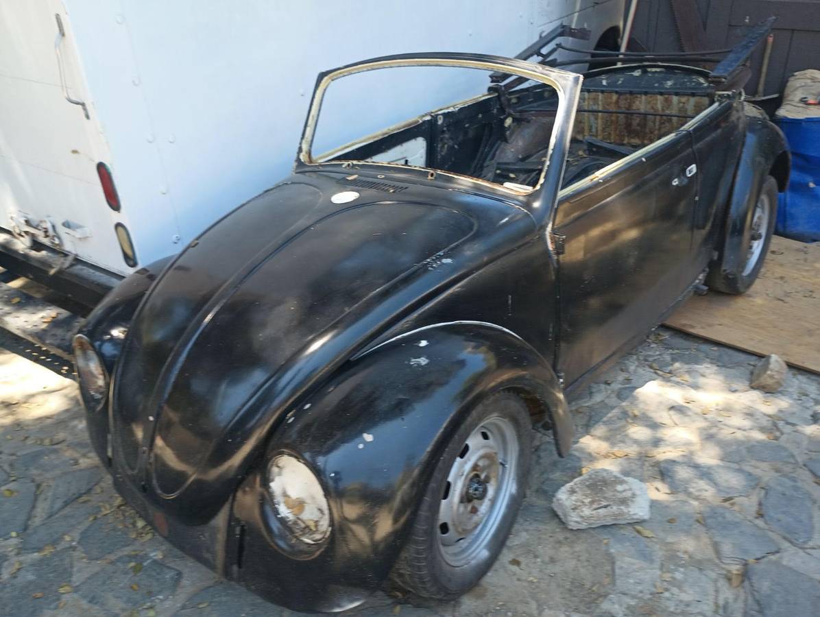 Volkswagen-bug-1969-black-4