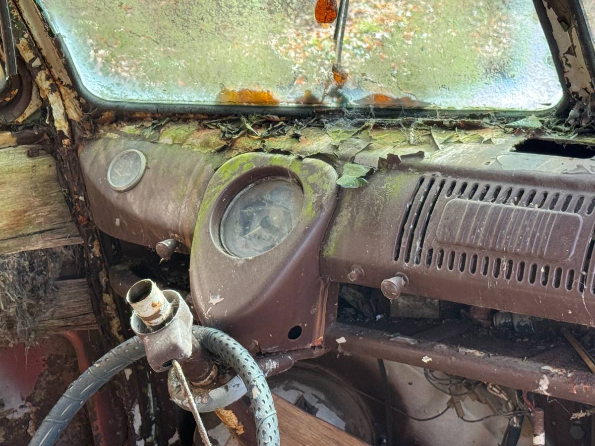 Volkswagen-bus-1961-13