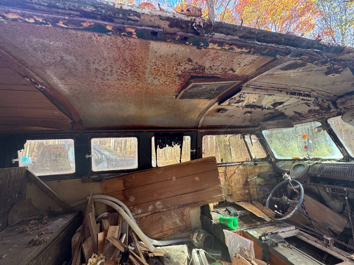 Volkswagen-bus-1961-14