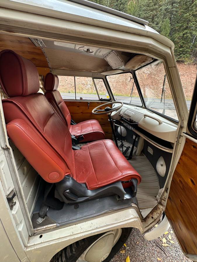 Volkswagen-bus-1965-white-7