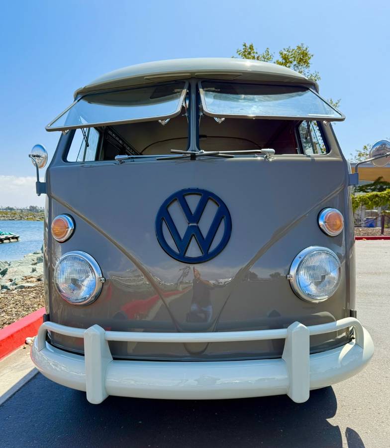 Volkswagen-bus-1967-23
