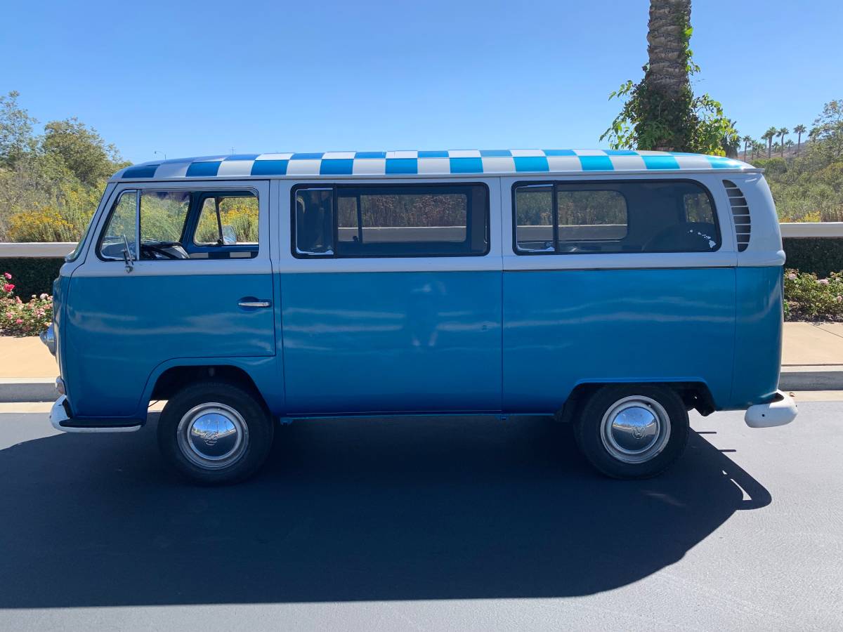 Volkswagen-bus-1968-1