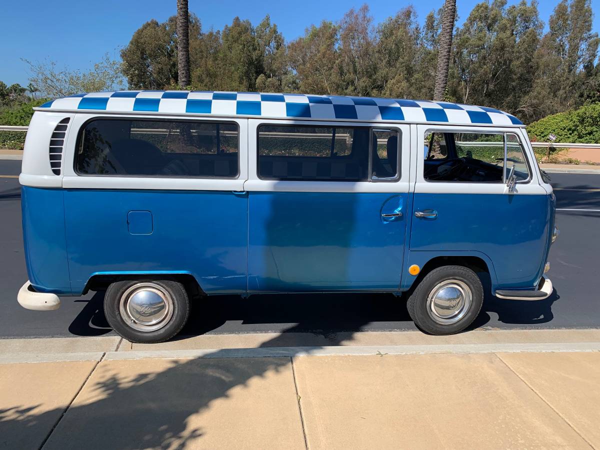 Volkswagen-bus-1968-2