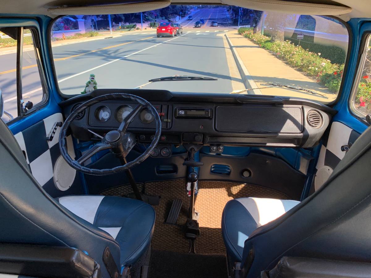 Volkswagen-bus-1968-7