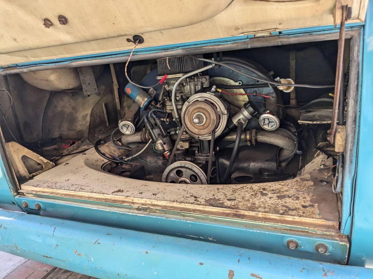Volkswagen-bus-1968-blue-10
