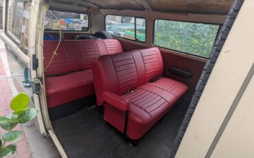 Volkswagen-bus-1968-blue-2