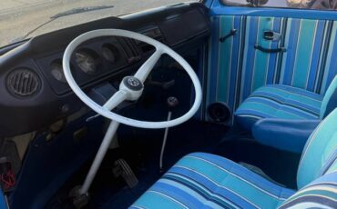 Volkswagen-bus-1968-blue-5