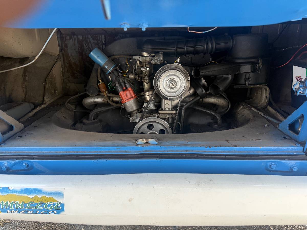Volkswagen-bus-1968-blue-6