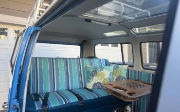 Volkswagen-bus-1968-blue-7