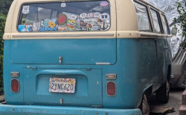 Volkswagen-bus-1968-blue-8