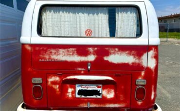 Volkswagen-bus-1971-red-5