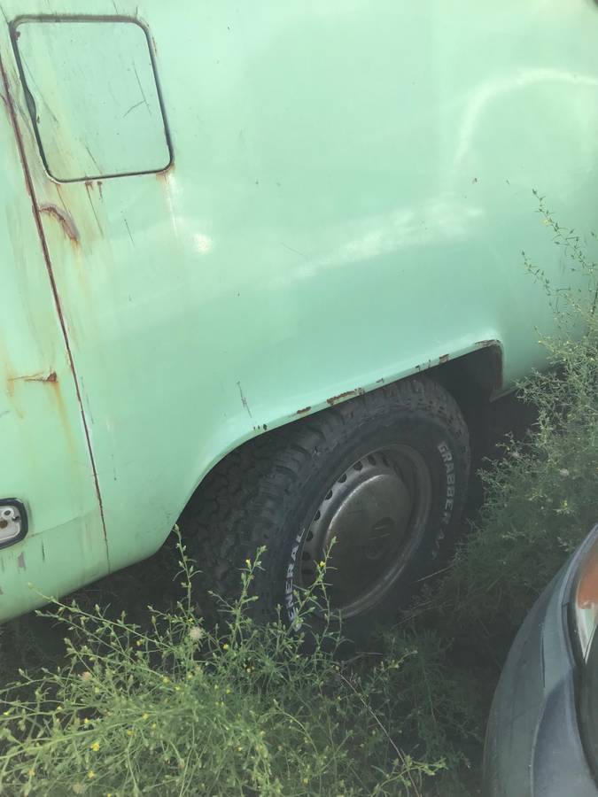 Volkswagen-bus-1972-3