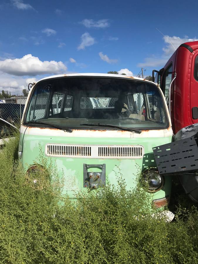 Volkswagen-bus-1972