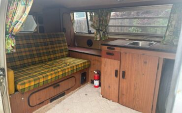 Volkswagen-bus-1972-4