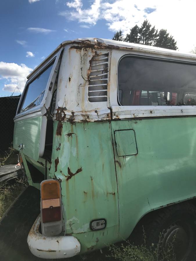 Volkswagen-bus-1972-4