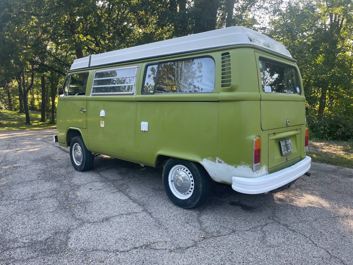 Volkswagen-bus-1977-14
