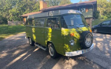 Volkswagen-bus-1977-18