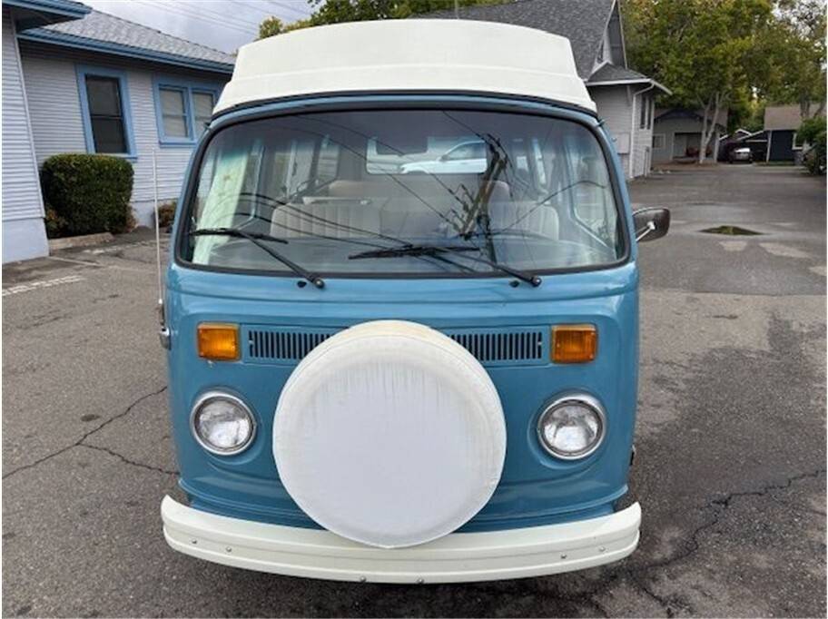 Volkswagen-bus-camper-1973-1