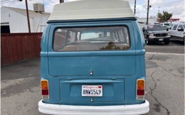 Volkswagen-bus-camper-1973-14