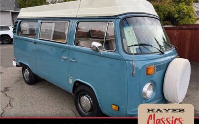 Volkswagen bus camper 1973