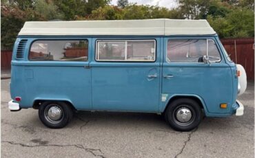 Volkswagen-bus-camper-1973-8