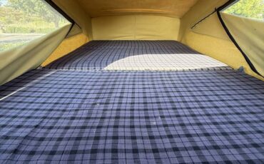 Volkswagen-bus-westfalia-1979-purple-7