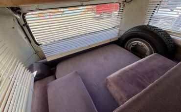 Volkswagen-busvanagon-1969-12