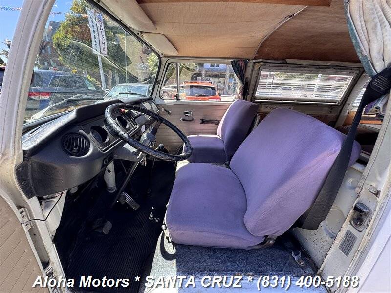 Volkswagen-busvanagon-1969-18