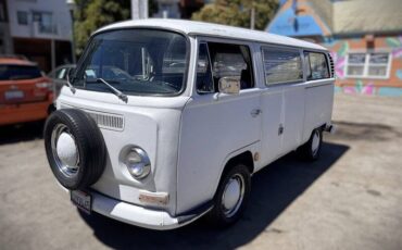 Volkswagen-busvanagon-1969-26