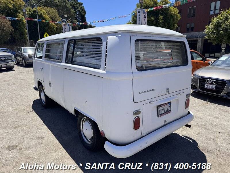 Volkswagen-busvanagon-1969-28