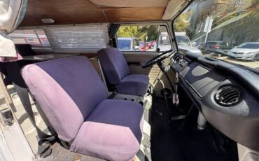 Volkswagen-busvanagon-1969-37
