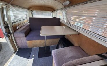 Volkswagen-busvanagon-1969-41