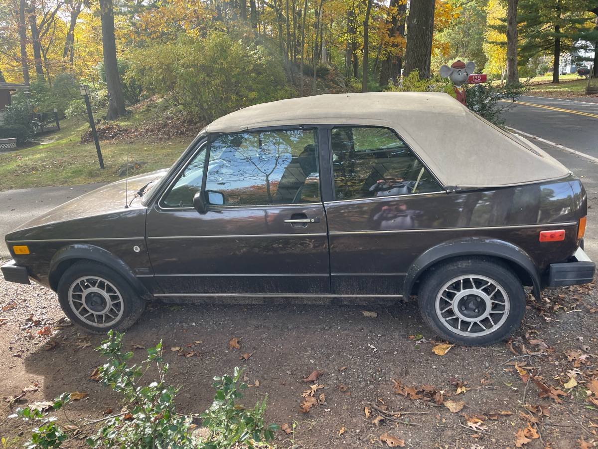Volkswagen-cabriolet-1986-brown-2