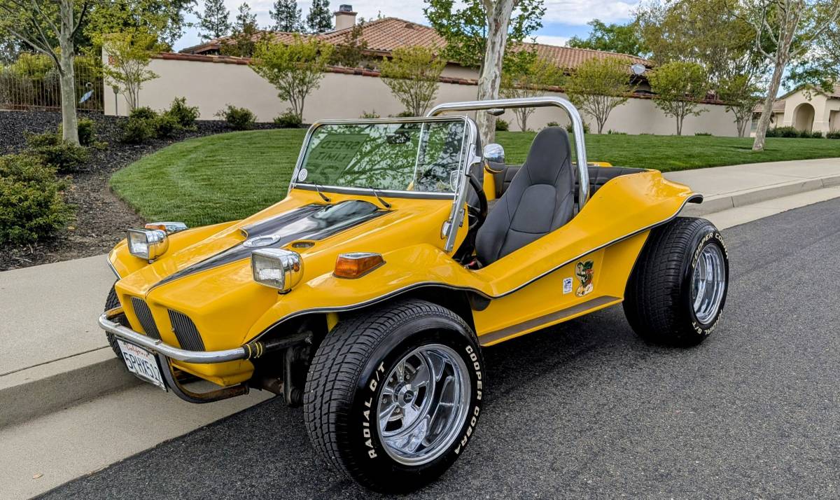 Volkswagen-dune-buggy-1970-yellow-1