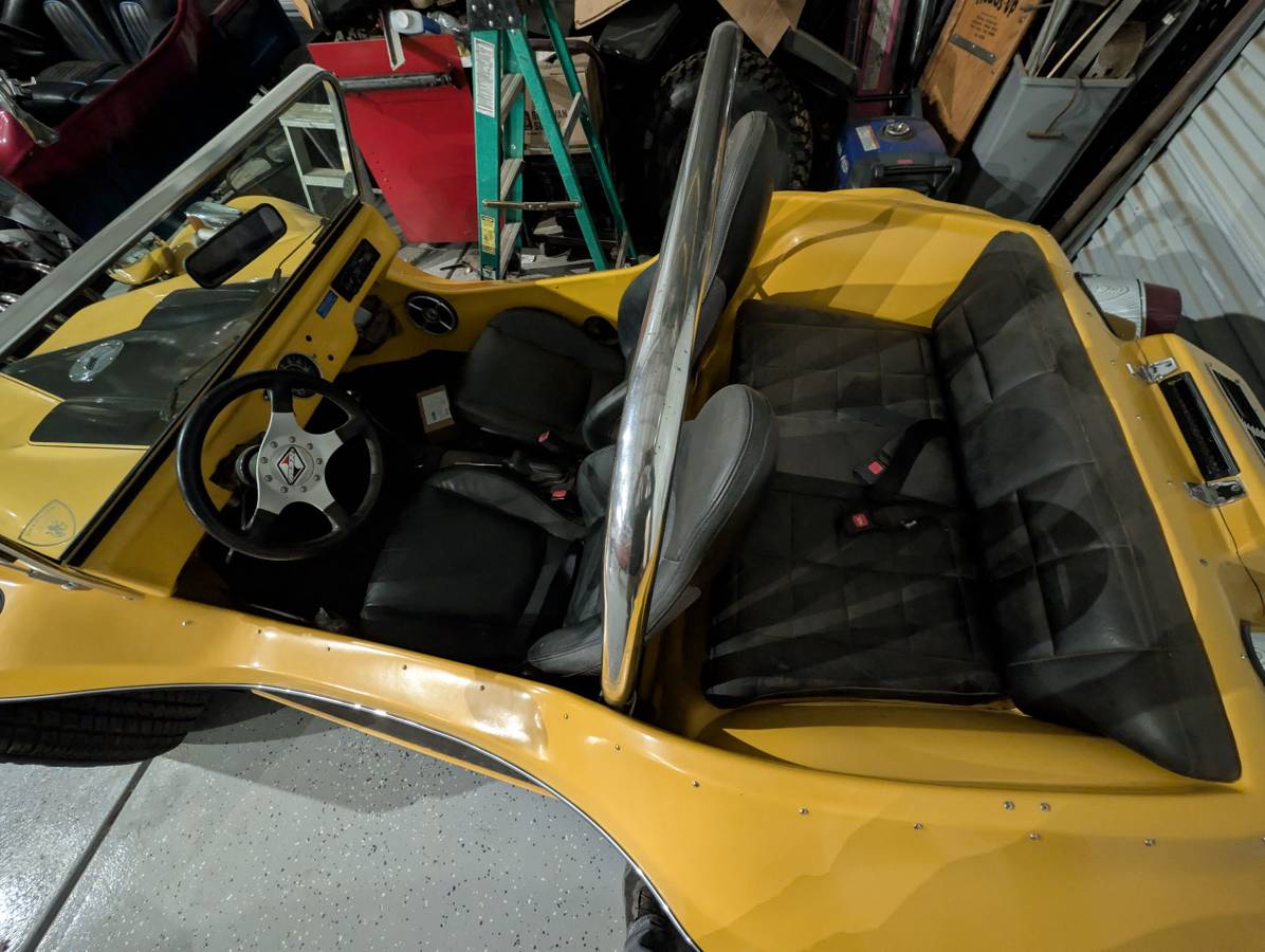 Volkswagen-dune-buggy-1970-yellow-7