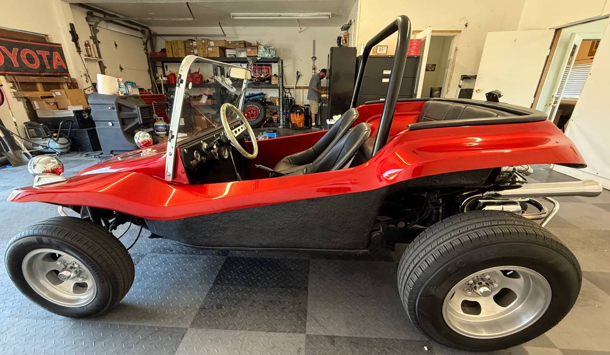 Volkswagen-dune-buggy-1977-red-5