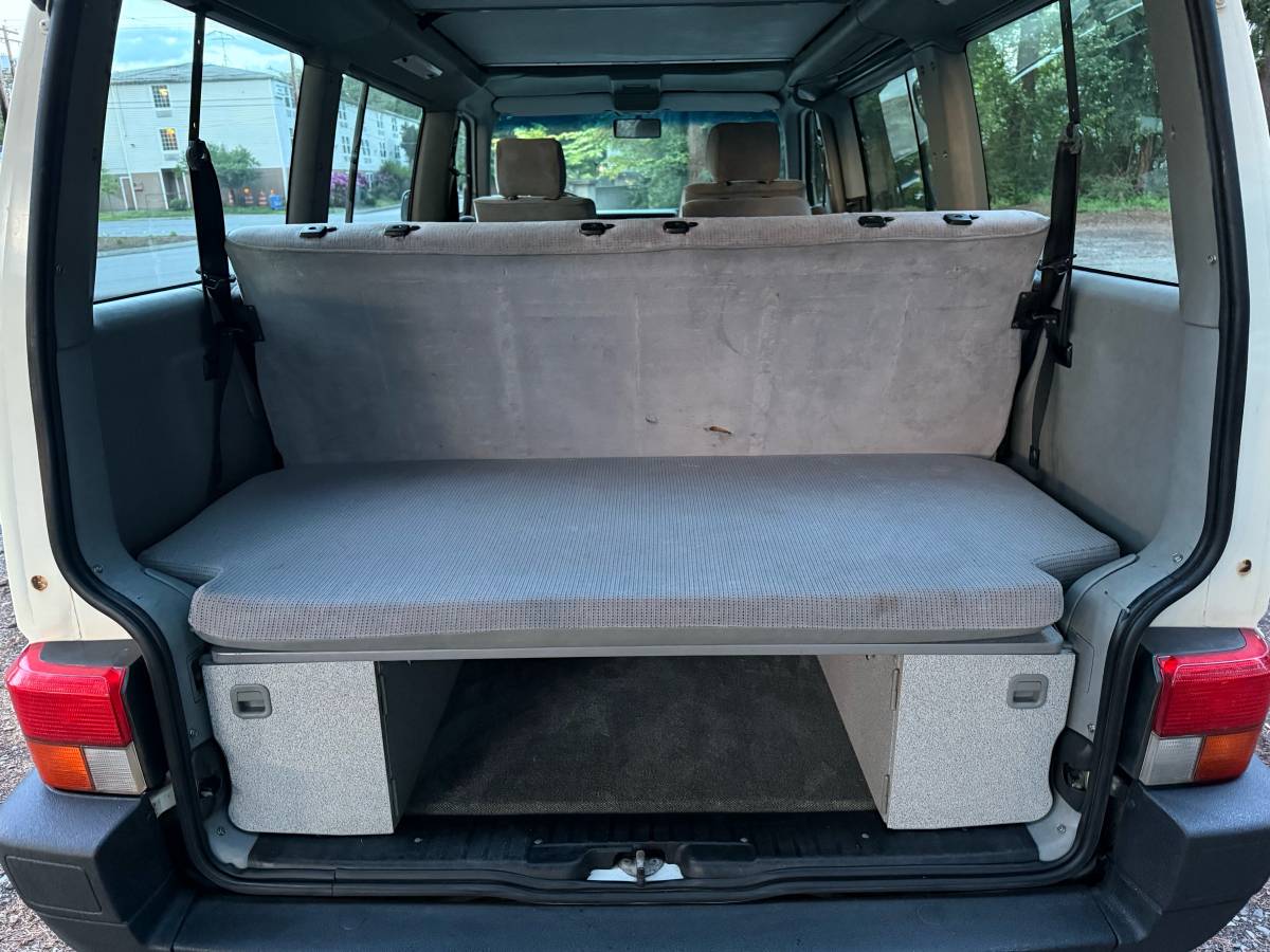 Volkswagen-eurovan-1993-1