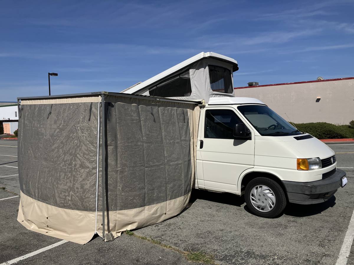 Volkswagen-eurovan-camper-1995-white-16