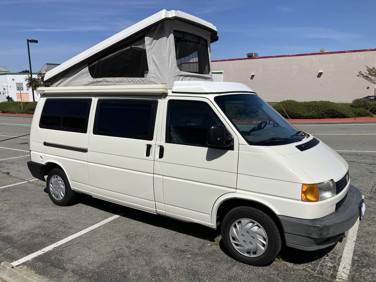Volkswagen-eurovan-camper-1995-white-4