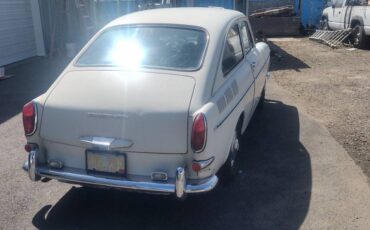Volkswagen-fastback-1967-4